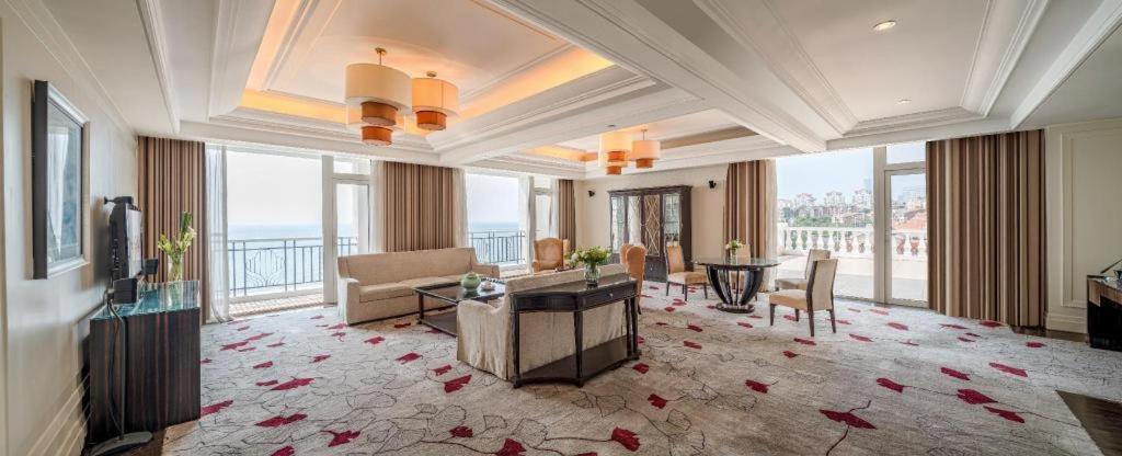 Qingdao Seaview Garden Hotel Εξωτερικό φωτογραφία